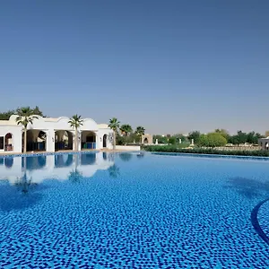 و سبا درة منتجع